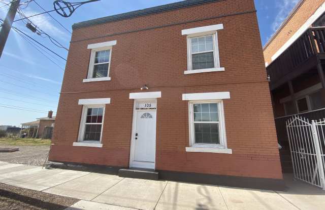 105 Tays Street #D
