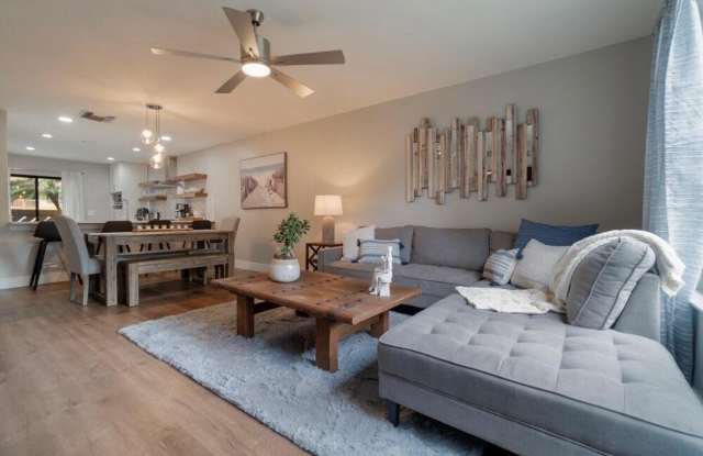 13033 Northshire Trail