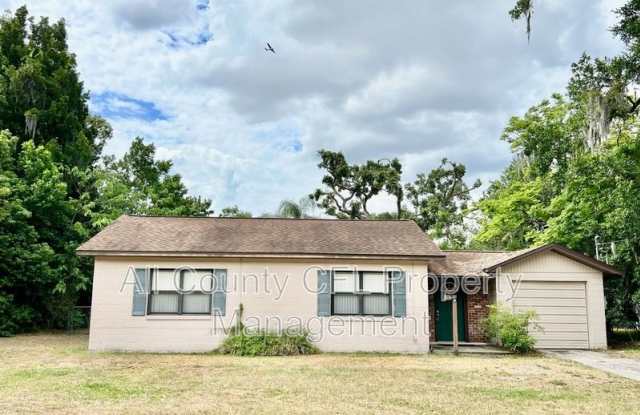 718 Buckminster Circle