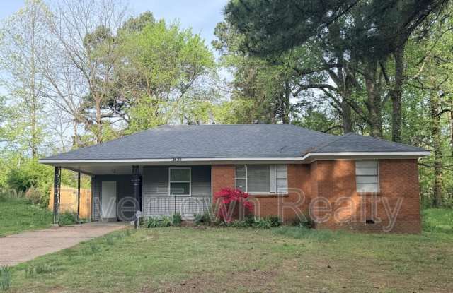 3535 Debby Dr