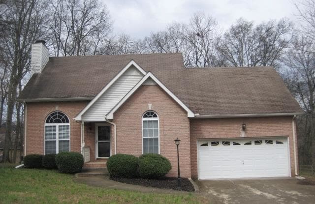 112 E Braxton Ln - 112 E Braxton Ln, Hendersonville, TN 37075