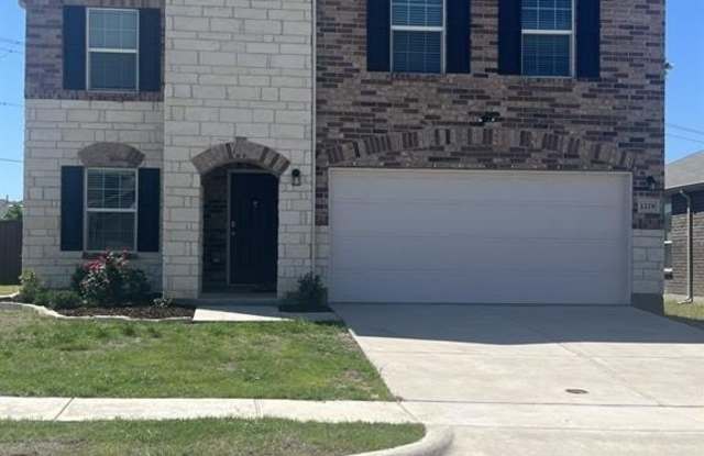 Photo of 1228 Waggoner Drive