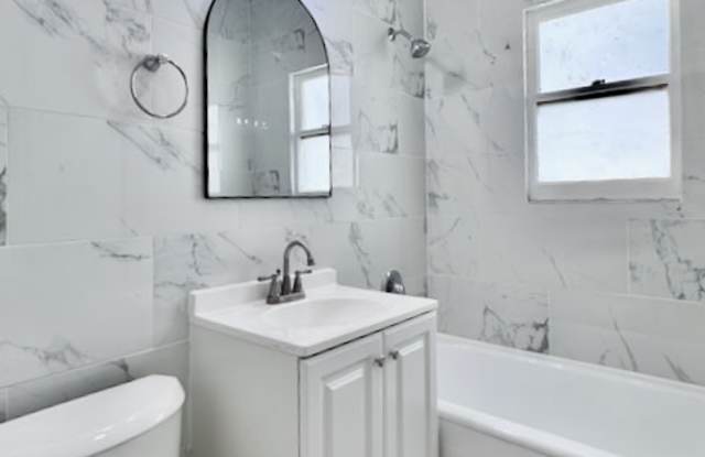 1140 E 1st St - 06Unit 06