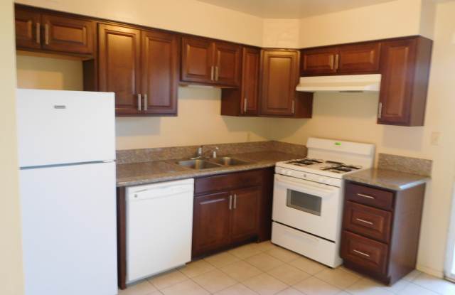 Photo of 1919 E. Sussex Way, 208