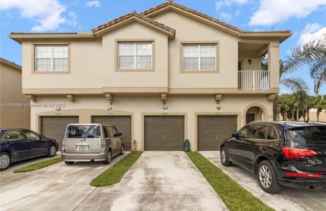 13103 SW 42nd St - 13103 Southwest 42nd Street, Miramar, FL 33027