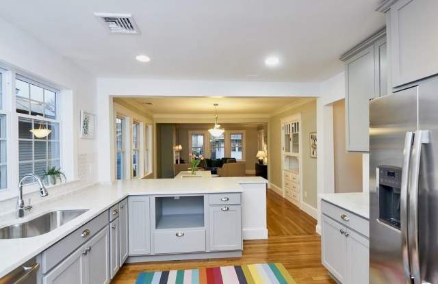 35 Roseway StreetUnit 2