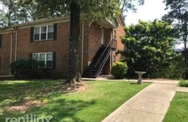 2062 Montreat Circle - 2062 Montreat Cir, Vestavia Hills, AL 35216