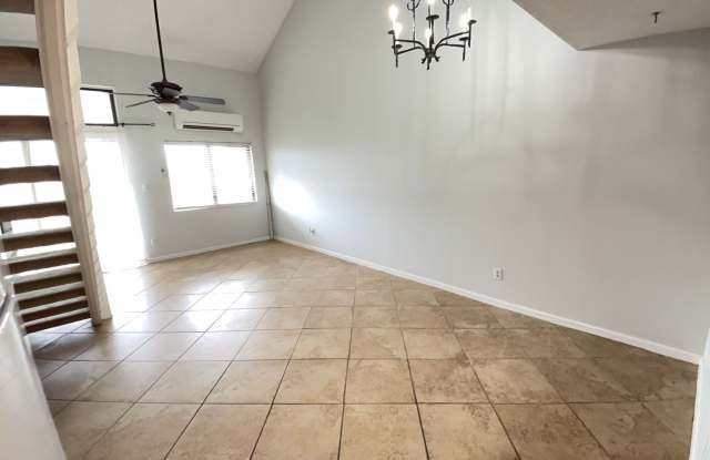 1 Bedroom loft condo located in North Myrtle Beach Golf and Tennis.