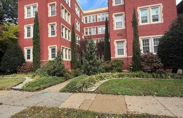 Photo of 1008 Westover Avenue