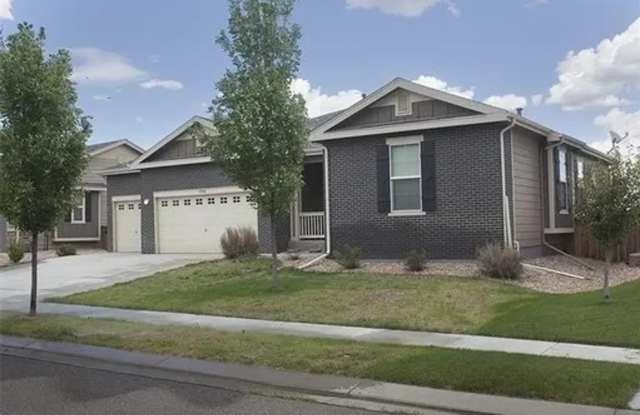 Amazing 3 Bed, 2 Bath, 3 Car Garage Home for Rent