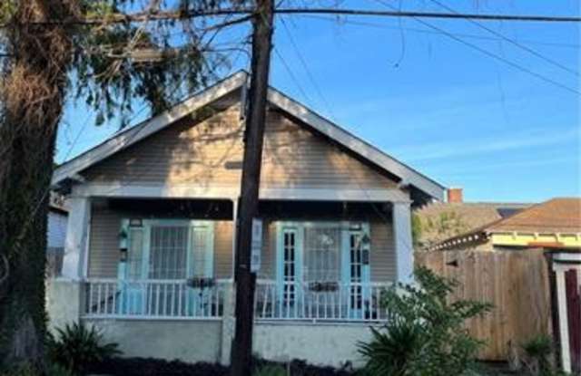 8613 BIRCH Street - 8613 Birch Street, New Orleans, LA 70118