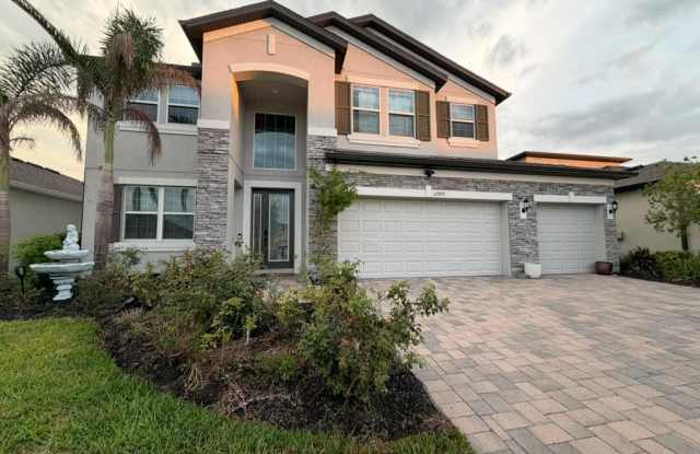 12979 Willow Grove Dr
