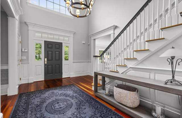 91 Turkey Hill Road South