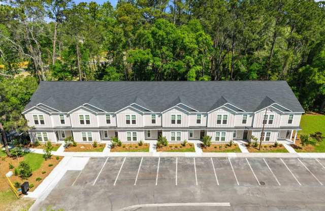 7 Bull River Bluff Drive