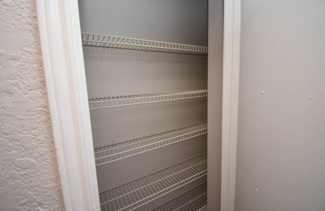 3-2-1 Duplex Pflugerville