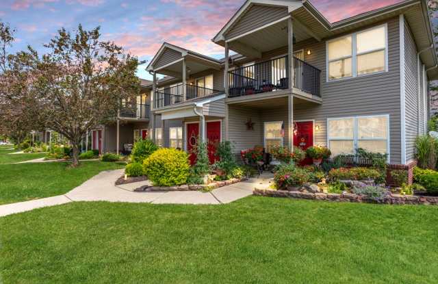 Conveniently Located on 32 in Crawfordsville******Large 2 Bedroom******Comfortable Living