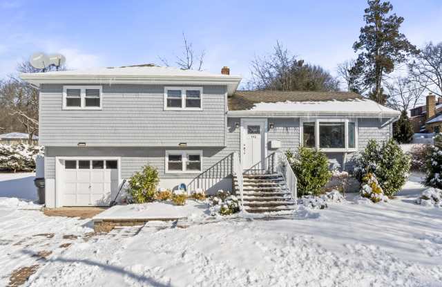 446 Roedel Pl
