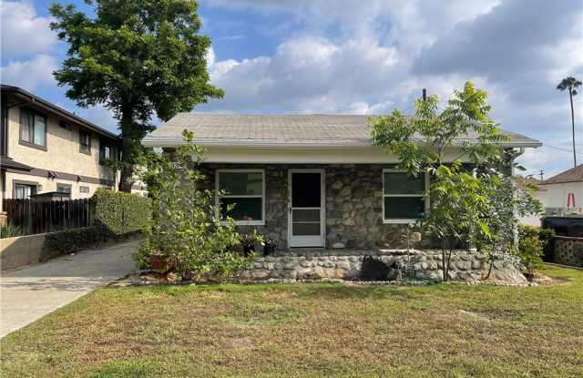334 W Mountain View Avenue