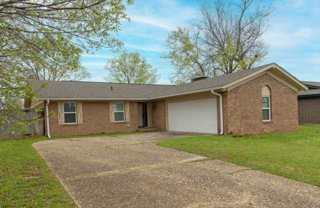 5807 Pecan Lake Rd - 5807 Pecan Lake Road, Little Rock, AR 72204