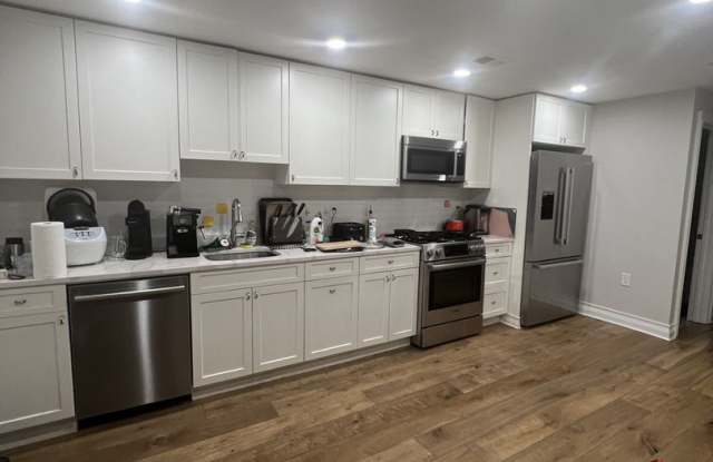 NEWLY RENOVATED 4 BED IN BRIGHTON!!!!