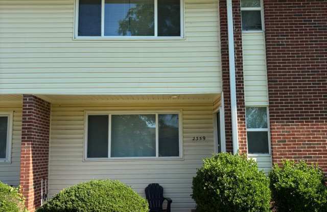 2359 Champion Ct ~ 3 Bedroom / 2.5 Bathroom ~ Close NCSU Campus