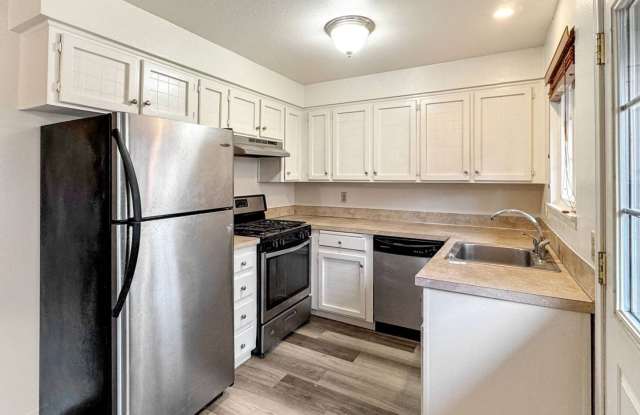 2 Bedroom Condo For Rent