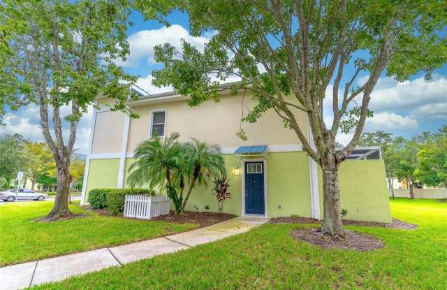 2045 GRAND OAK DRIVE