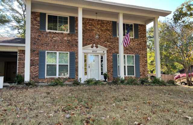 3717 Stillman Loop, Bryant AR 72022 - Large 3br 2.5ba w/bonus room, 2 living areas, large fenced yard just off Springhill Rd.