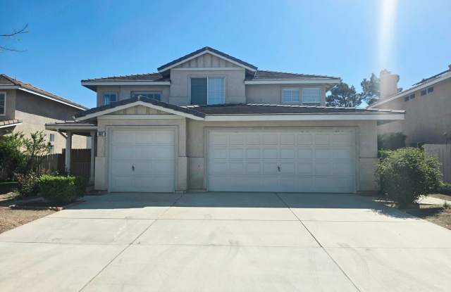 1602 W Avenue H4 Lancaster CA 93534