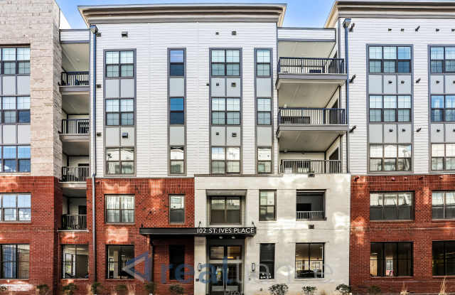 102 Saint Ives Pl #303