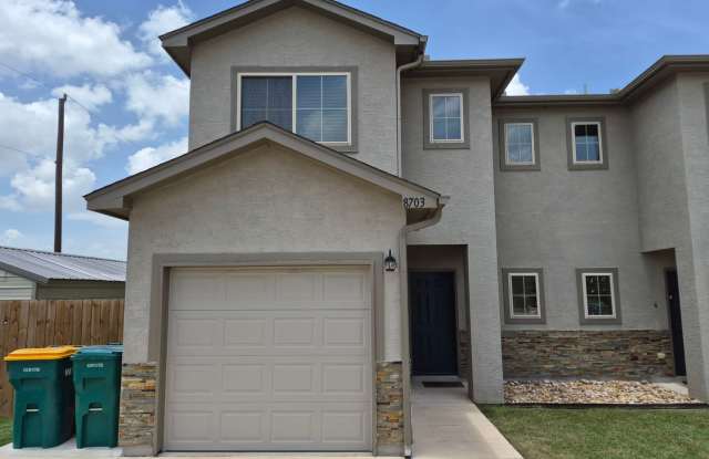 8703 Pensive Dr., Converse, TX. 78109