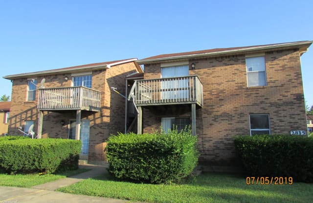 2815 Frontier Ct Apt 2 - 2815 Frontier Court, Radcliff, KY 40160