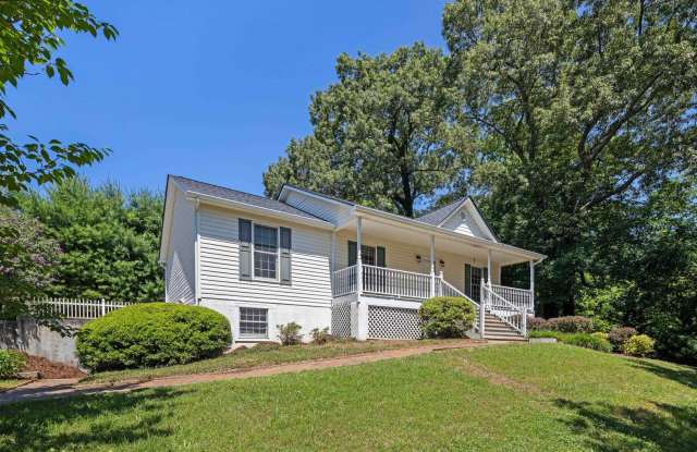 Great Home in Haw Creek! - 740 New Haw Creek Road, Asheville, NC 28805