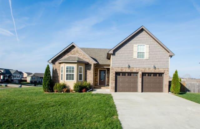 1011 Dwight Eisenhower Way - 1011 Dwight Eisenhower Way, Clarksville, TN 37042