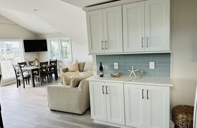 49 Northern Blvd unit: A