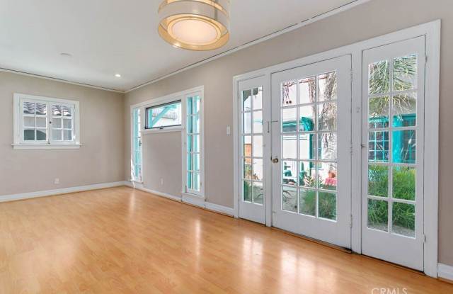 615 S Columbus Avenue