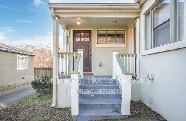 Photo of 63 Norwood Ave NE;