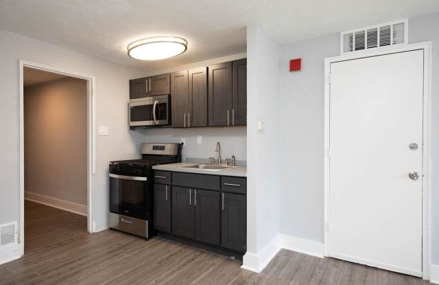 10th Street Apartments