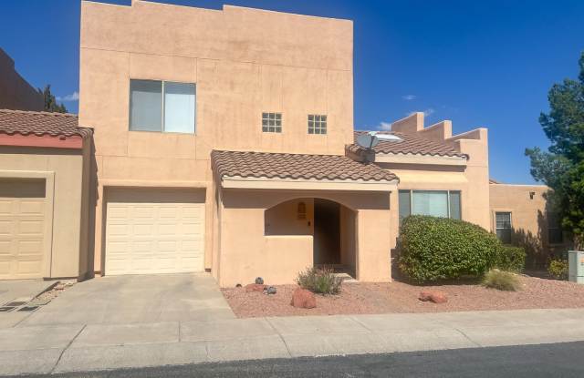 TOWNHOME - COTTONWOOD - Cottonwood Square Commons