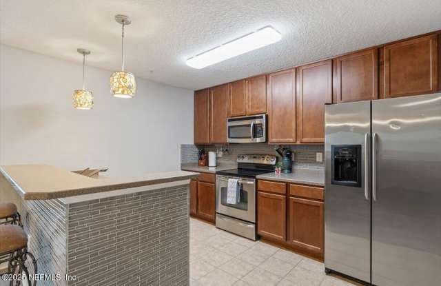 224 LARKIN Place unit: 109