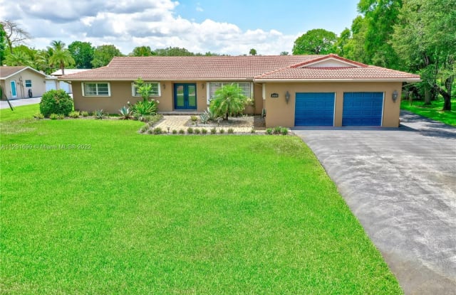 14444 SW 21st St - 14444 Southwest 21st Street, Davie, FL 33325