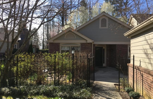 108 Glenbrook Dr. - 108 Glenbrook Drive, Hendersonville, NC 28739