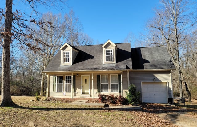 1022 White Bluff Rd - 1022 White Bluff Road, White Bluff, TN 37187