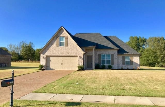 8580 Courtly Circle North - 8580 Courtly Circle South, Olive Branch, MS 38654