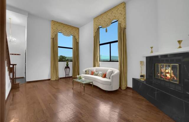 Photo of 2524 Ivan Hill Terrace