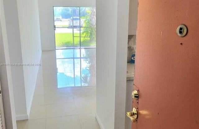 Photo of 3600 NW 21st St