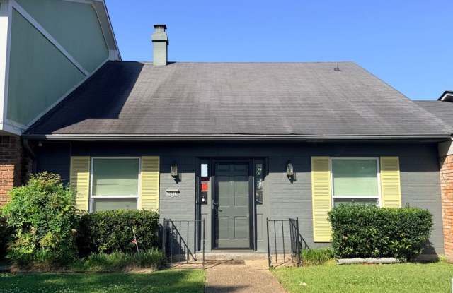 Beautiful 3 Bedroom Townhouse