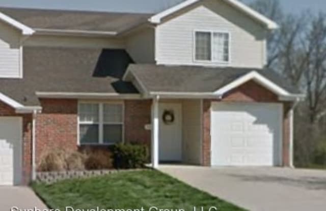 2417 Thornberry Dr - 2417 Thornberry Drive, Columbia, MO 65202