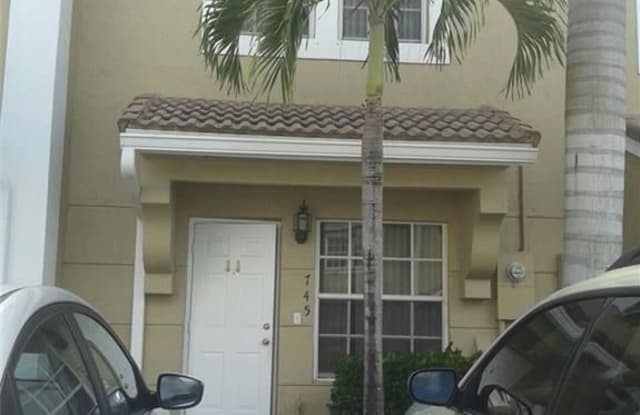 745 SW 122ND TE - 745 Southwest 122nd Terrace, Pembroke Pines, FL 33025