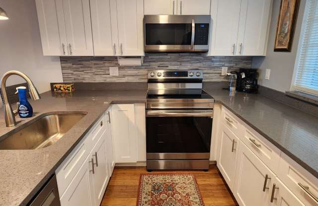 19029 US Highway 19 NorthUnit 8-23